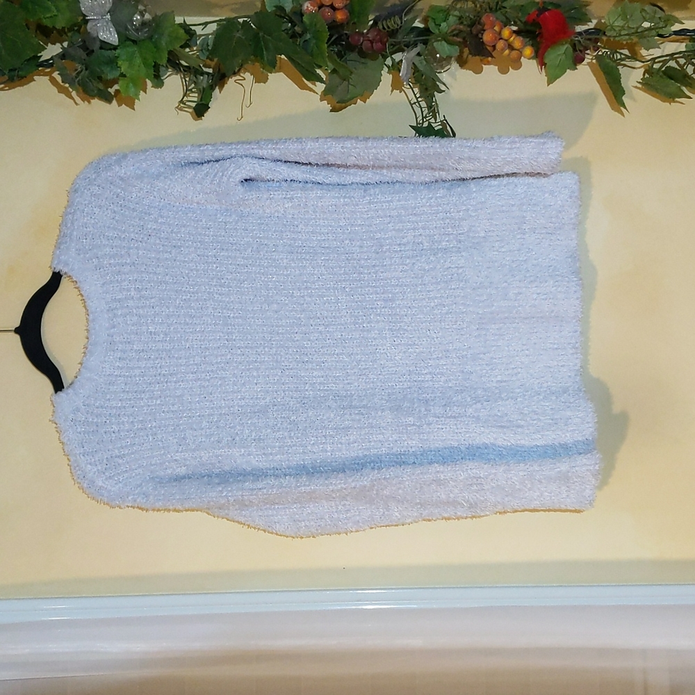 Sweater - Picture 2 of 2